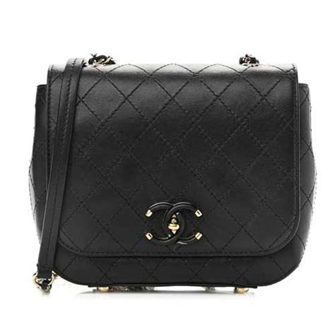 CHANEL Calfskin Stitched Flap Black 1522165